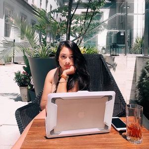 Meet your Posher, Graciela